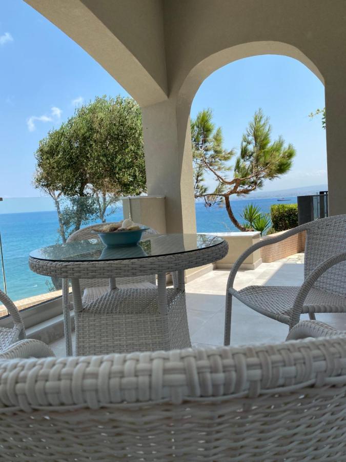 Beautiful House In Front Of The Sea Apartment Gazi Luaran gambar